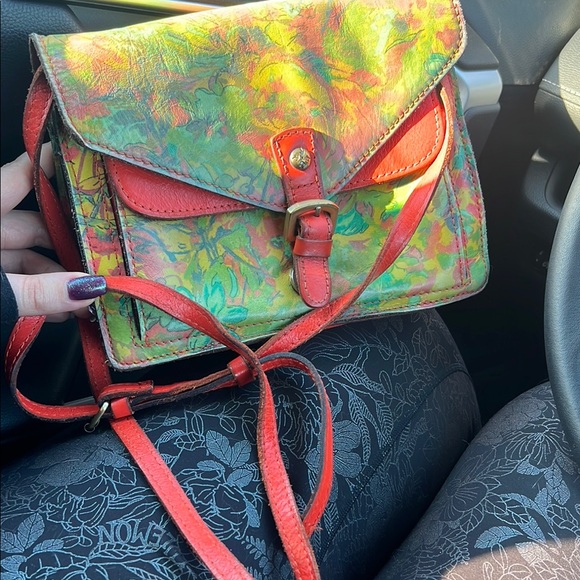 Patricia Nash Handbags - Patricia Nash Women's Cassano Floral Crossbody Bag Floral Oil Painting